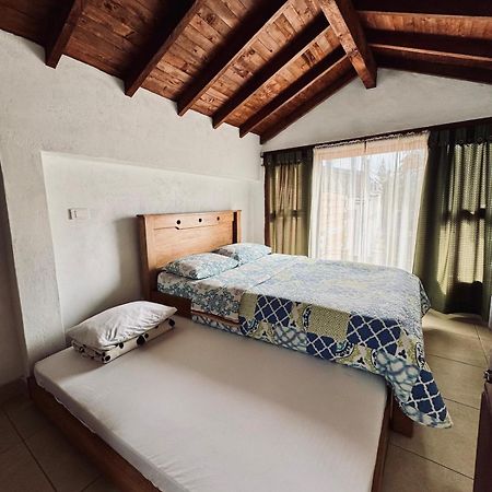 Next To The Airport - Cute Home Rionegro Buitenkant foto