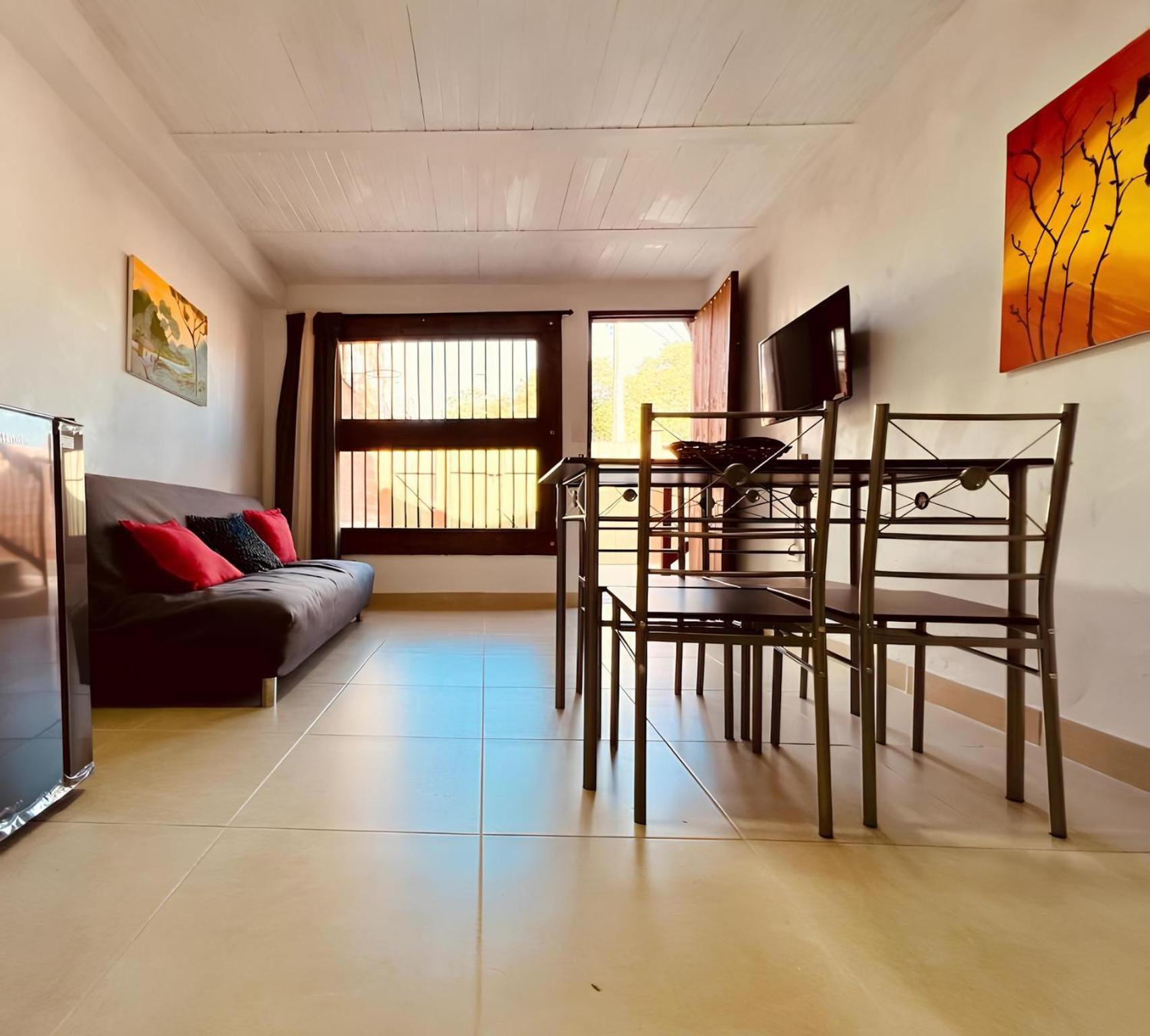 Next To The Airport - Cute Home Rionegro Buitenkant foto