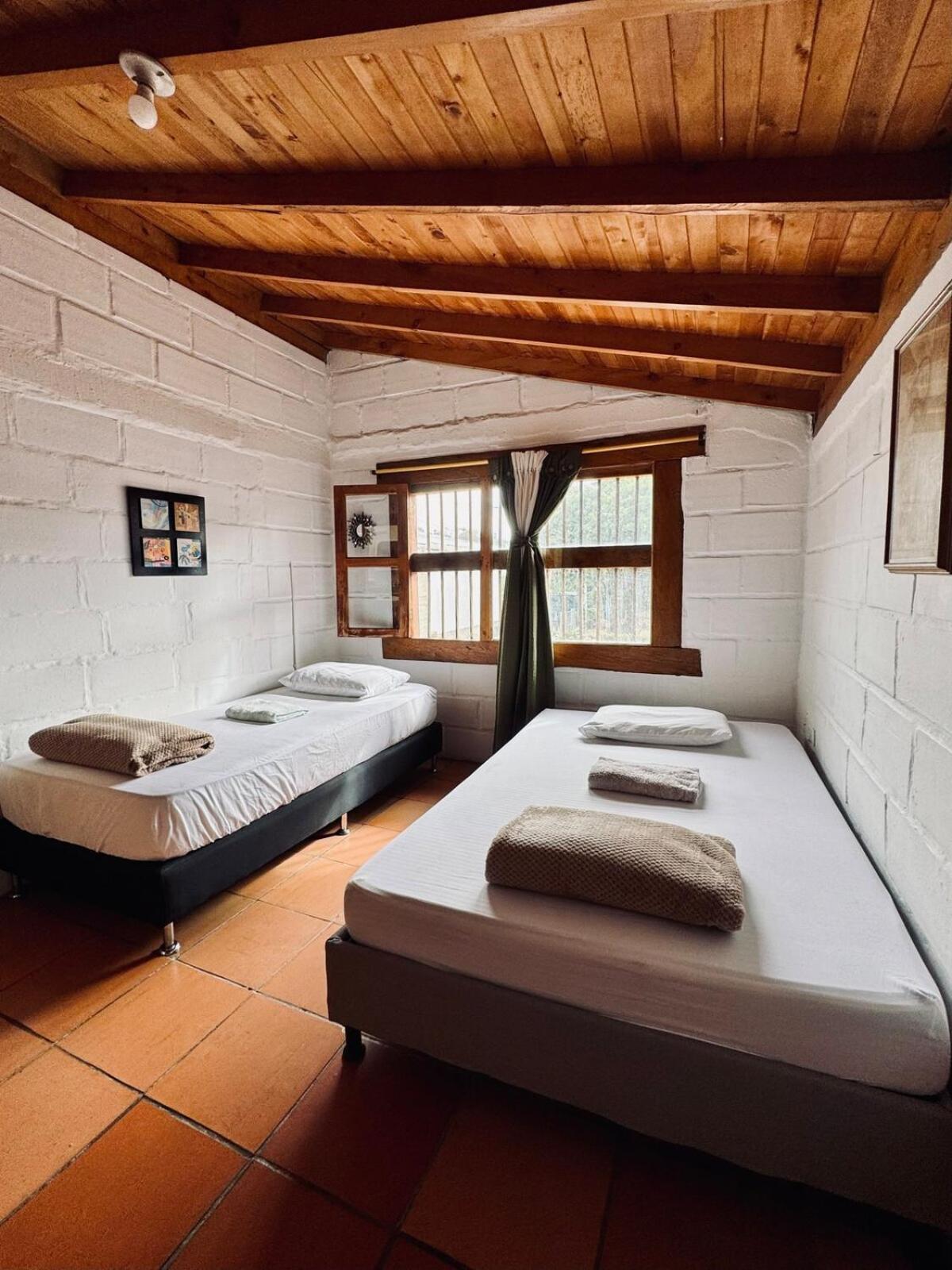 Next To The Airport - Cute Home Rionegro Buitenkant foto
