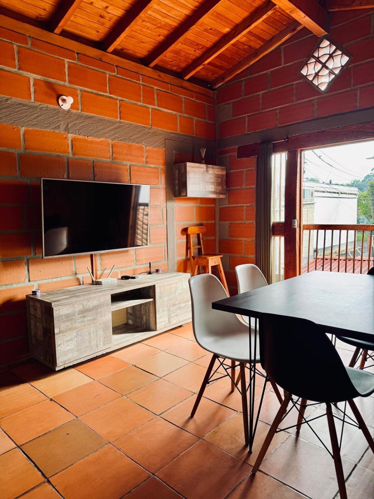 Next To The Airport - Cute Home Rionegro Buitenkant foto