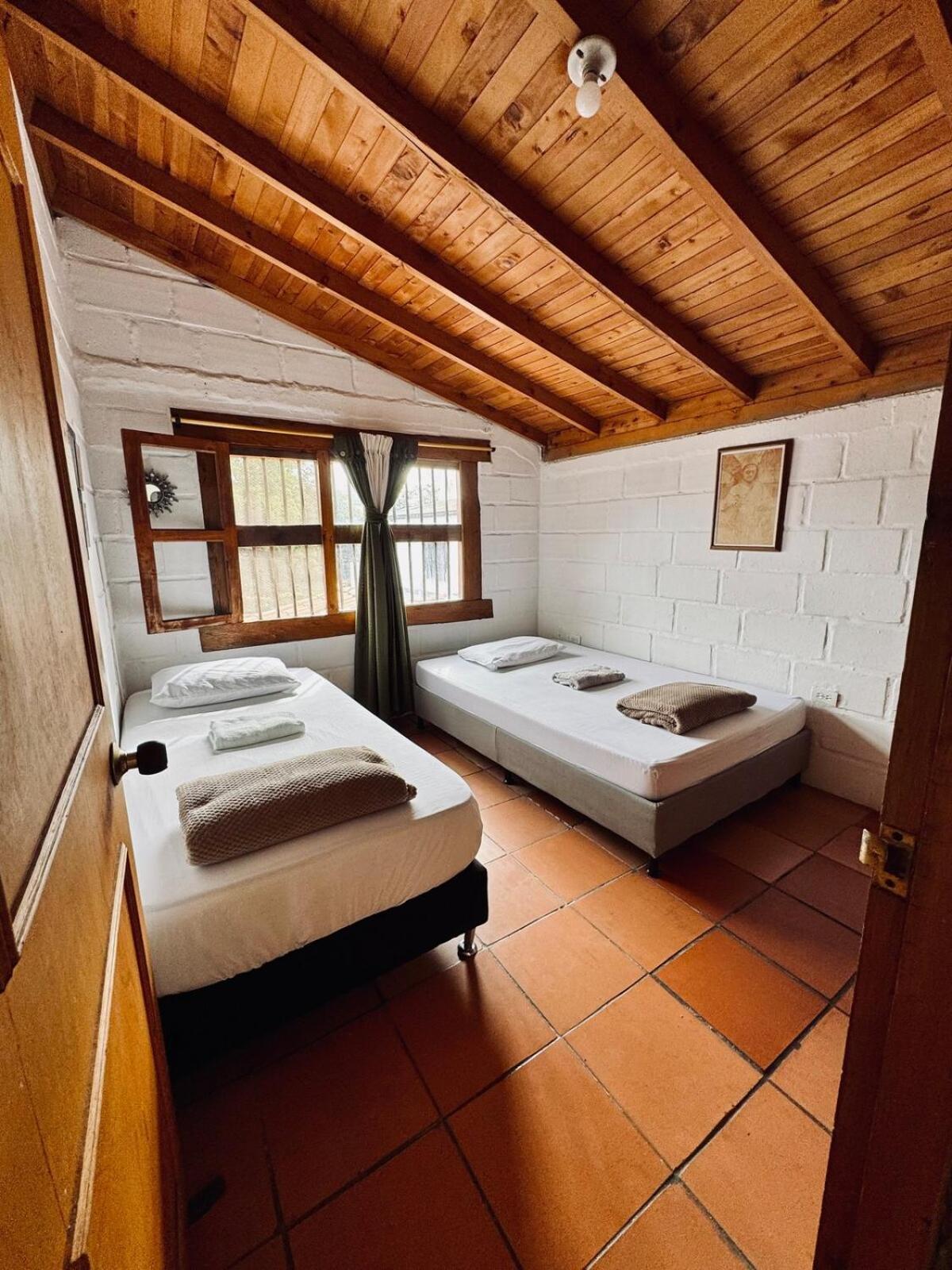 Next To The Airport - Cute Home Rionegro Buitenkant foto