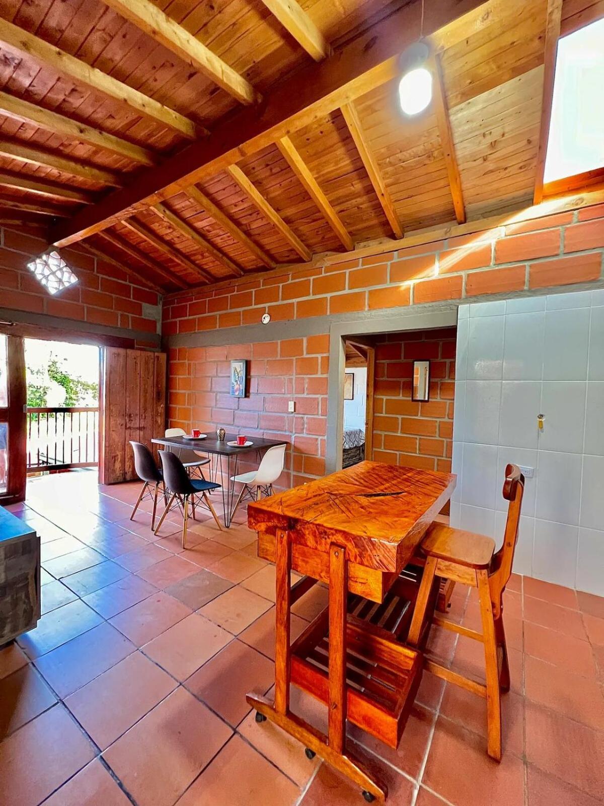 Next To The Airport - Cute Home Rionegro Buitenkant foto